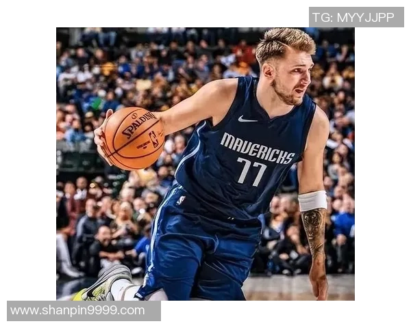 东契奇狂砍73分刷新现役得分纪录独行侠成功终结太阳11连胜之势